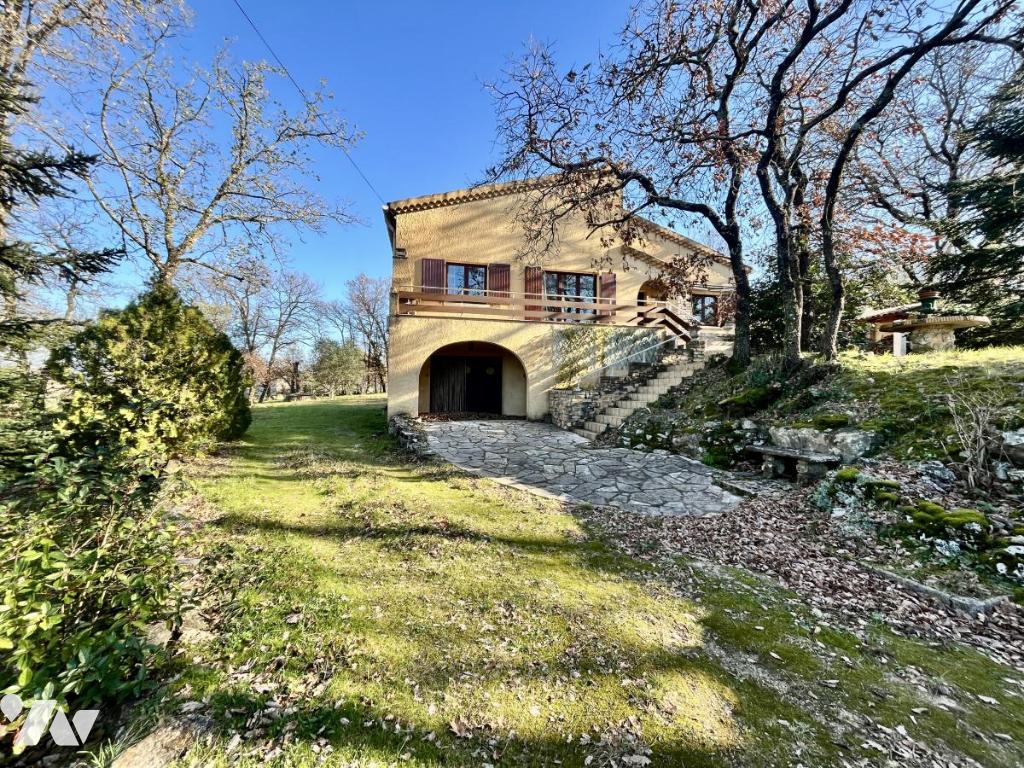 Maison 6 pièces 143 m² · à Saint-Paulet-de-Caisson · 142,6 m² · 265 000 €