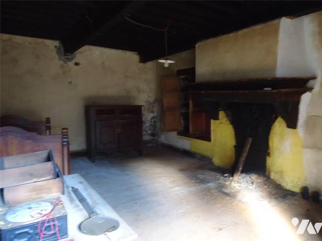 Appartement 4 pièces 129 m² · à Saint-Aventin · 129 m² · 37 200 €