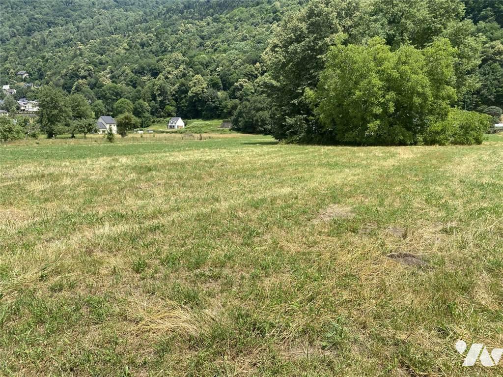 Terrain 2151 m² · à Montauban-de-Luchon · 2 151 m² · 130 000 €