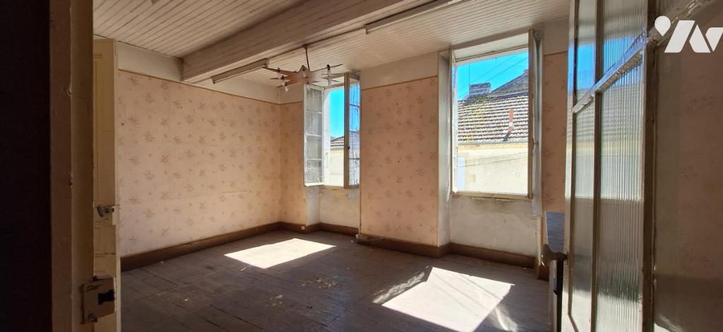 Maison 5 pièces 80 m² · à Vic-Fezensac · 80 m² · 25 000 €
