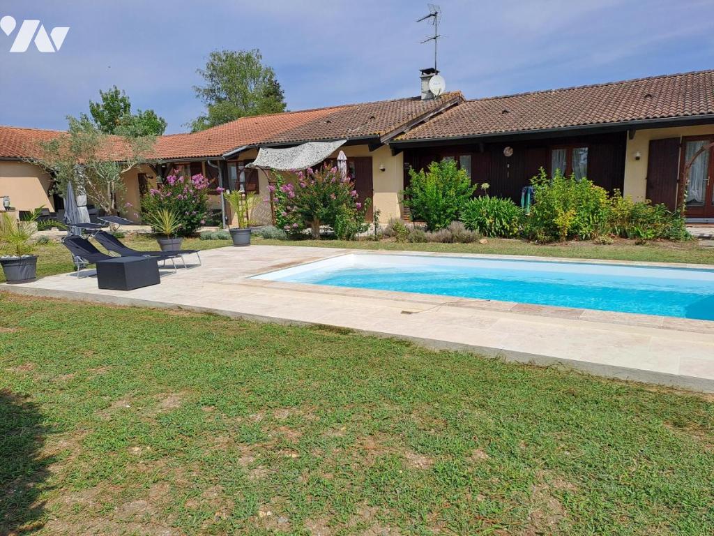 Maison 7 pièces 198 m² · à Loupiac-de-la-Réole · 198 m² · 320 000 €