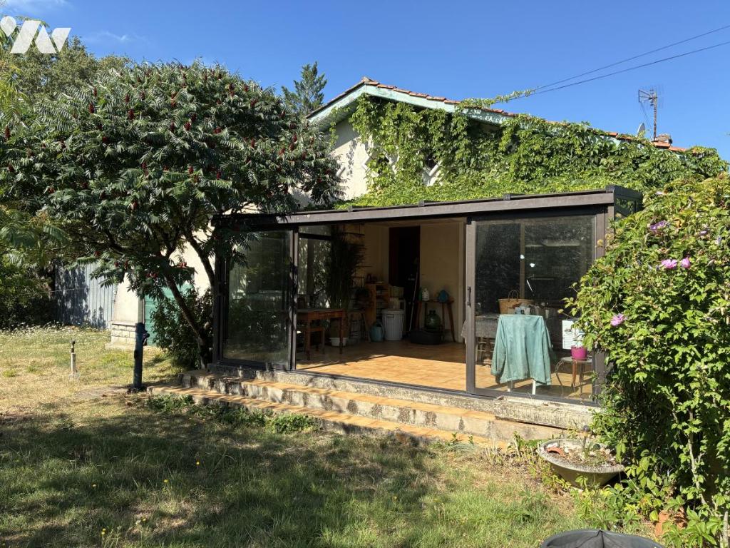 Maison 4 pièces 98 m² · à Soussac · 98 m² · 130 000 €