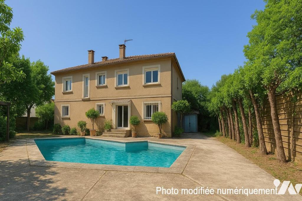 Maison 8 pièces 180 m² · à Montpellier · 180 m² · 380 000 €