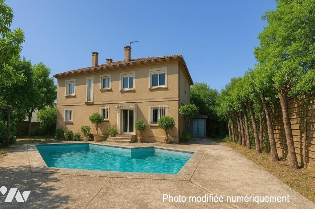 Maison 8 pièces 180 m² · à Montpellier · 180 m² · 380 000 €