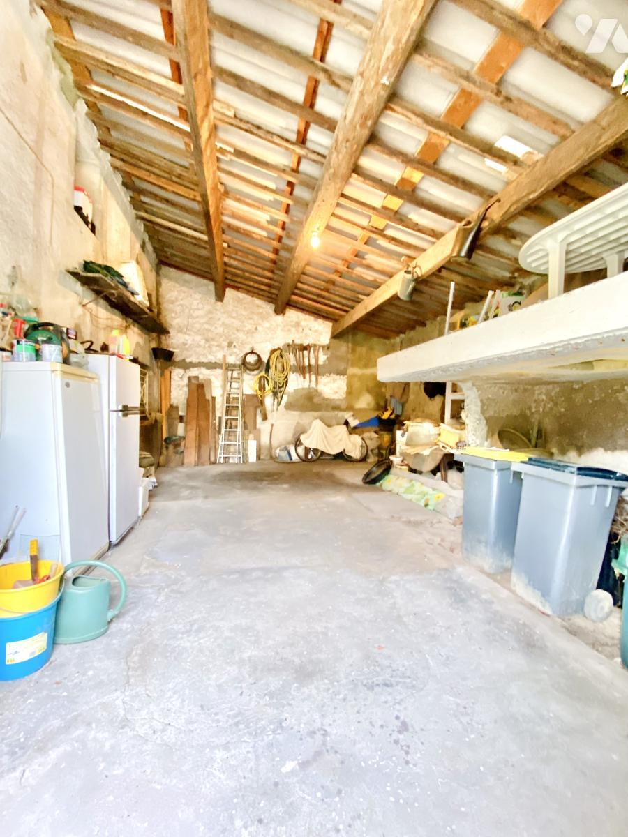 VENTE maison-ST JEAN DE CORNIES (34)