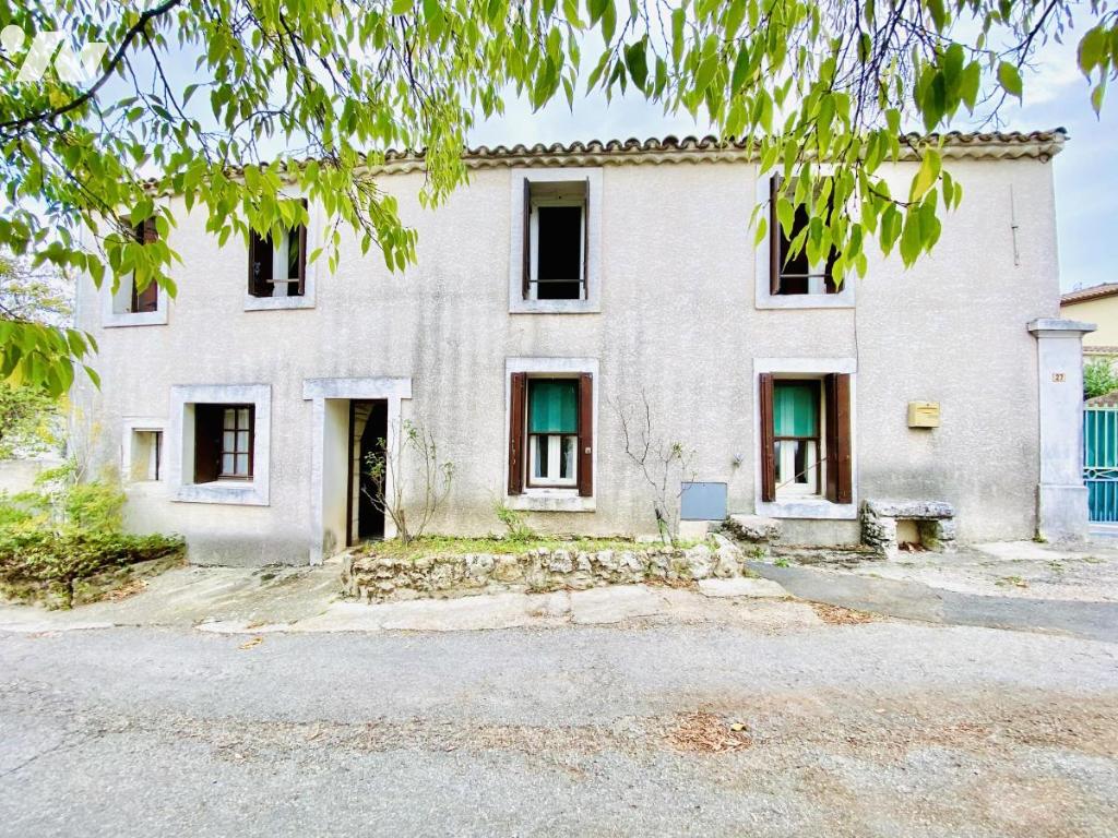 VENTE maison-ST JEAN DE CORNIES (34)