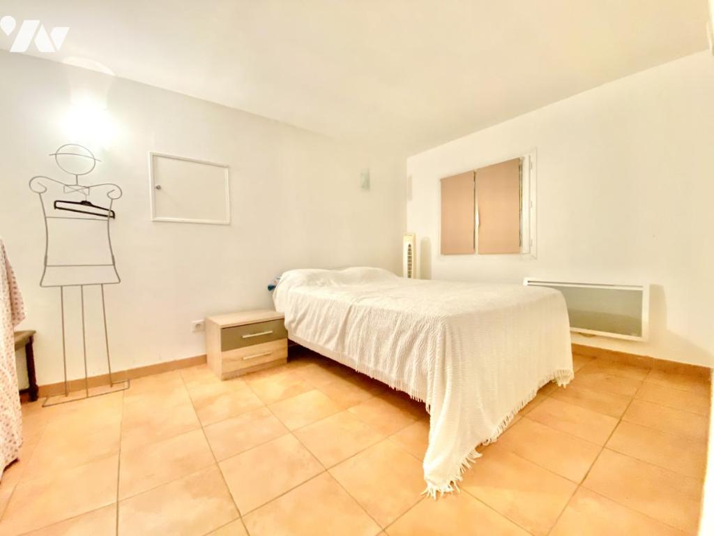 VENTE maison-ST JEAN DE CORNIES (34)