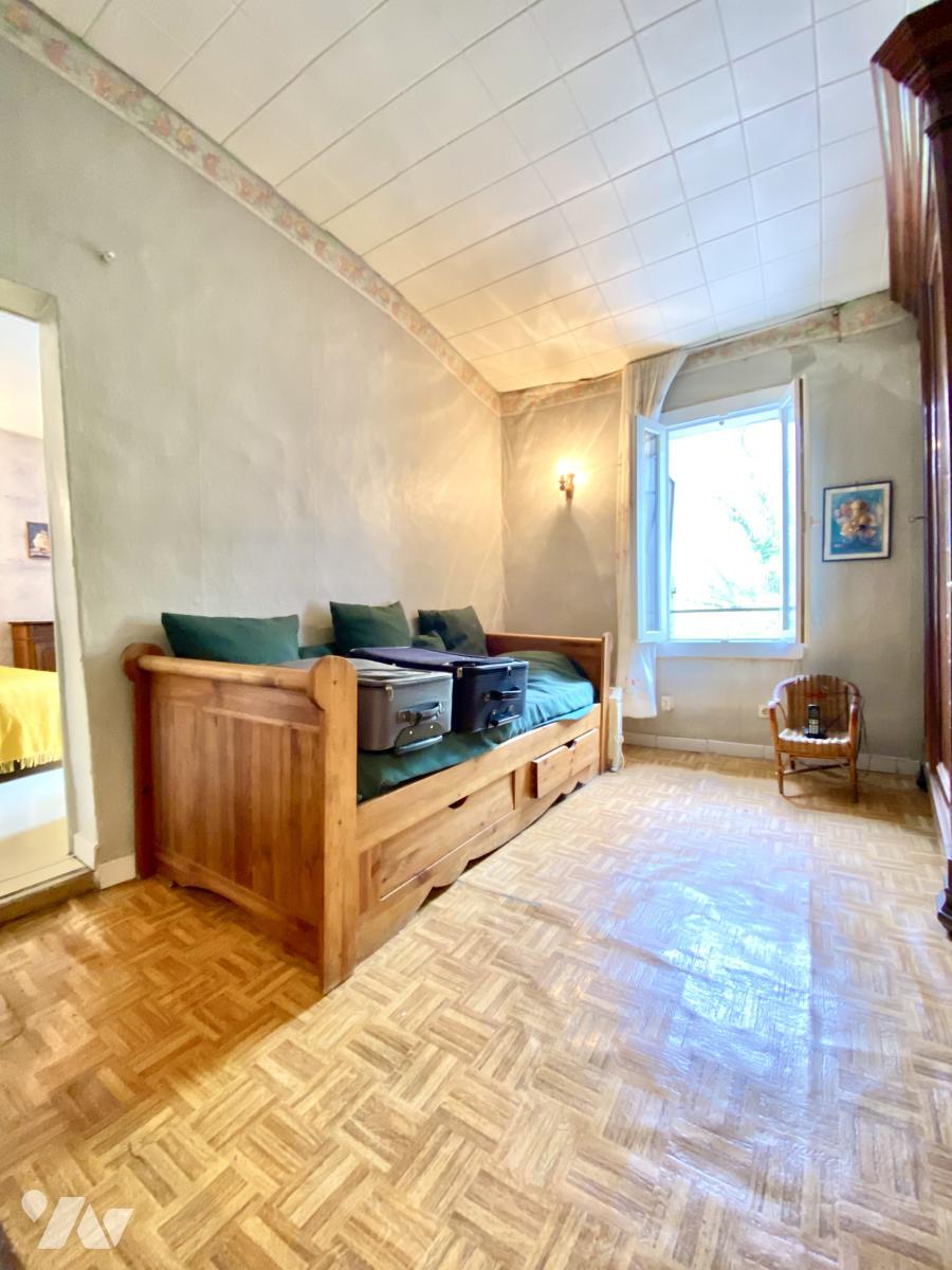 VENTE maison-ST JEAN DE CORNIES (34)