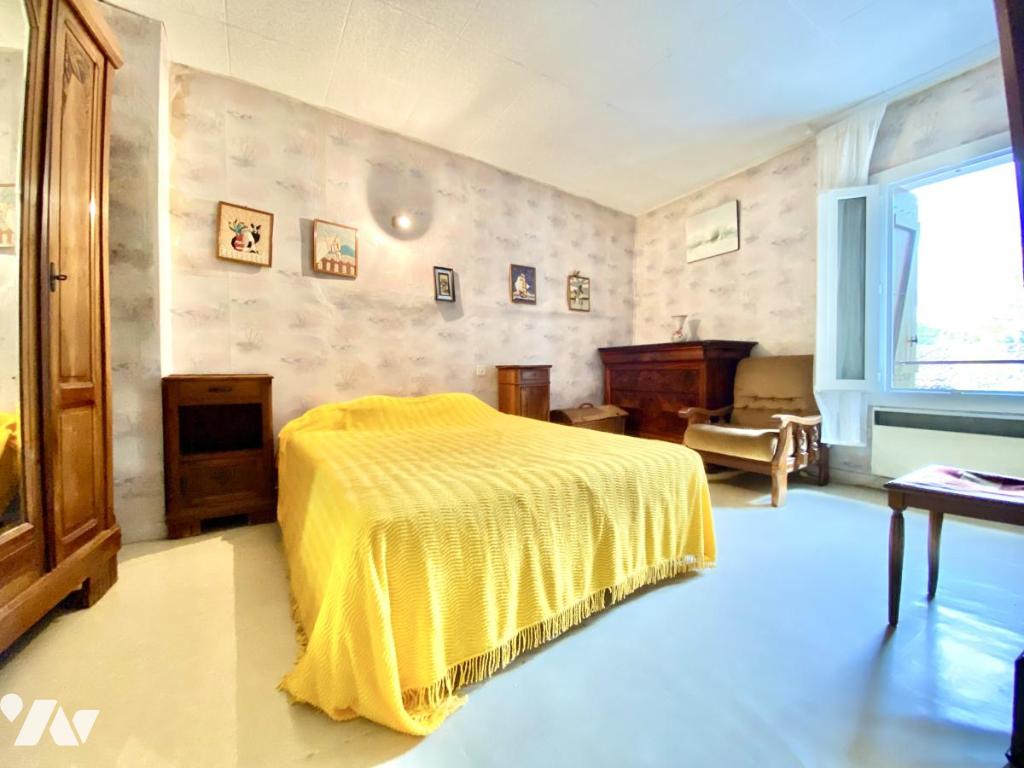 VENTE maison-ST JEAN DE CORNIES (34)