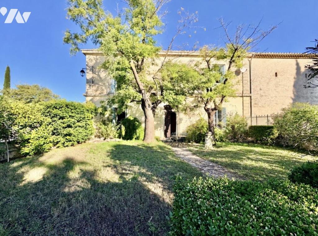 Maison 5 pièces 213 m² · à Saint-Geniès-des-Mourgues · 213 m² · 578 000 €