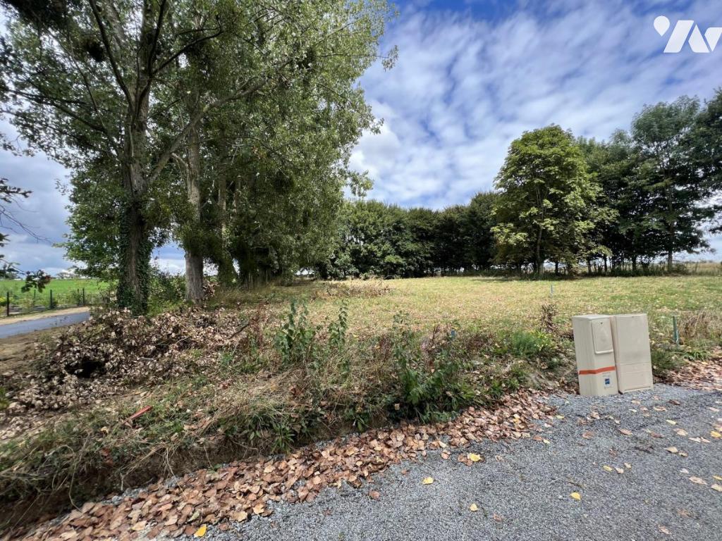 Terrain 406 m² · à Châteaugiron · 406 m² · 115 000 €