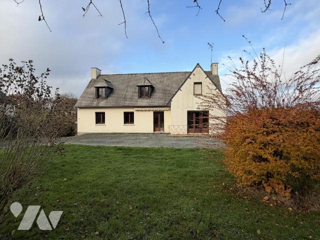 Maison 5 pièces 105 m² · à Epiniac · 105 m² · 220 000 €