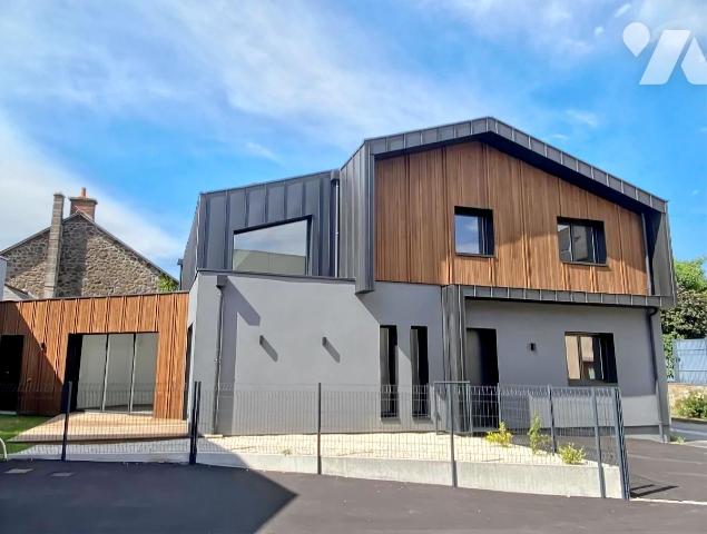 Maison 8 pièces 155 m² · à Romillé · 155 m² · 360 000 €
