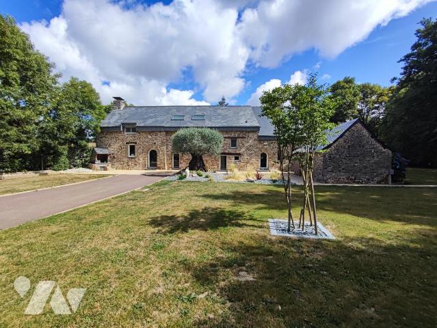 Maison 6 pièces 224 m² · à La Couyère · 223,7 m² · 581 030 €