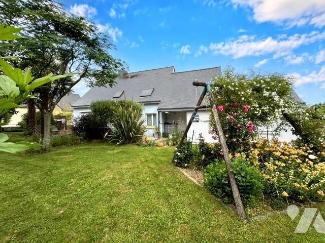 Maison 7 pièces 148 m² · à Bourgbarré · 147,6 m² · 400 000 €