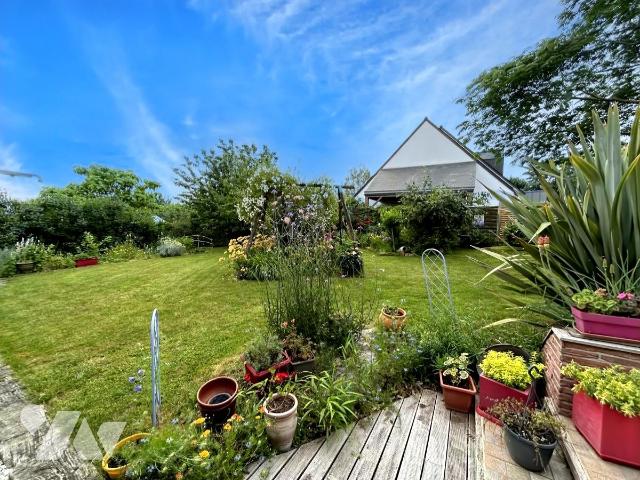Maison 7 pièces 148 m² · à Bourgbarré · 147,6 m² · 410 000 €
