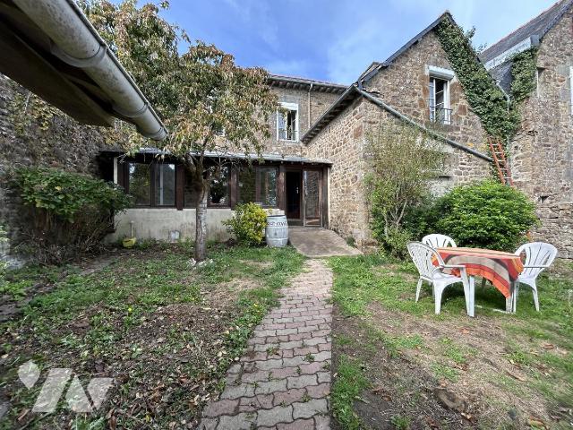 Maison 5 pièces 110 m² · à Bécherel · 110 m² · 180 000 €