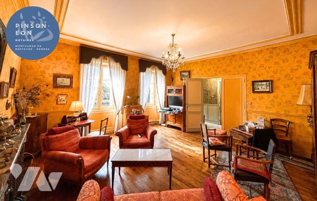 Maison 14 pièces 339 m² · à Loudéac · 338,9 m² · 220 000 €