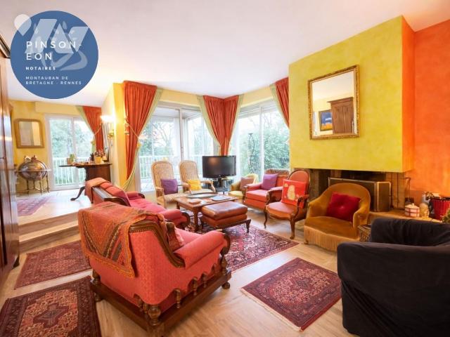 Maison 7 pièces 252 m² · à Montauban-de-Bretagne · 252 m² · 620 000 €