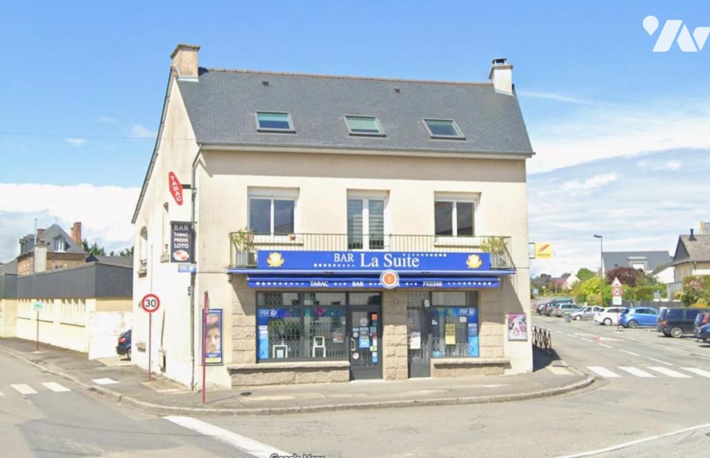 Immeuble 6 pièces 250 m² · à Montauban-de-Bretagne · 250 m² · 350 000 €