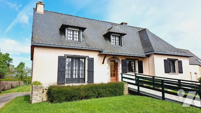 Maison 187m² — Plélan-le-Grand