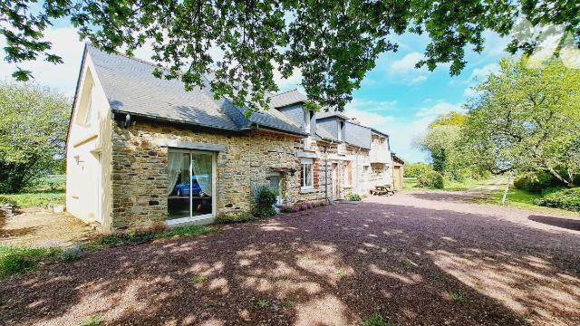 Maison 178m² — Maxent