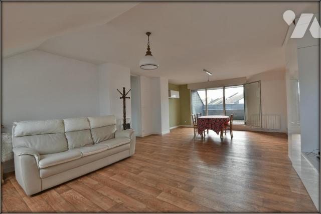 Appartement 3 pièces 90 m² · à Pacé · 89,6 m² · 250 000 €