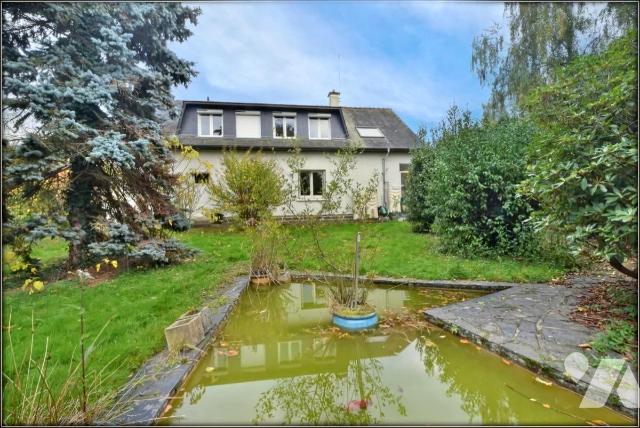 Maison 7 pièces 169 m² · à Rheu · 169 m² · 310 000 €