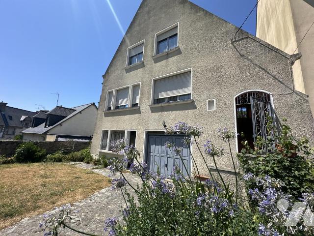 Maison 9 pièces 225 m² · à Saint-Malo · 225 m² · 700 000 €