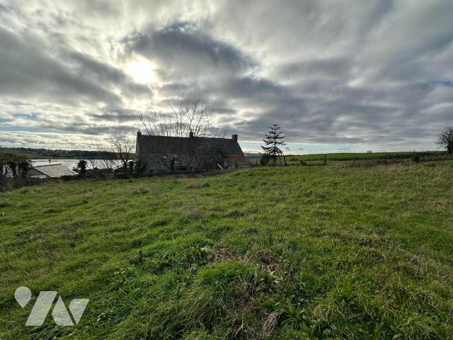 Terrain 456 m² · à Saint-Jouan-des-Guérets · 456 m² · 250 000 €