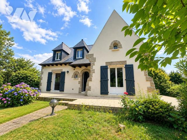 Maison 6 pièces 140 m² · à Plouër-sur-Rance · 140 m² · 380 000 €