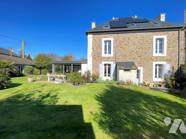Maison 9 pièces 247 m² · à Saint-Malo · 246,8 m² · 950 000 €