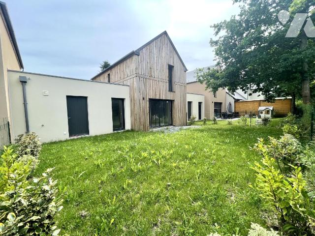 Maison 4 pièces 88 m² · à Pleurtuit · 88,2 m² · 349 000 €
