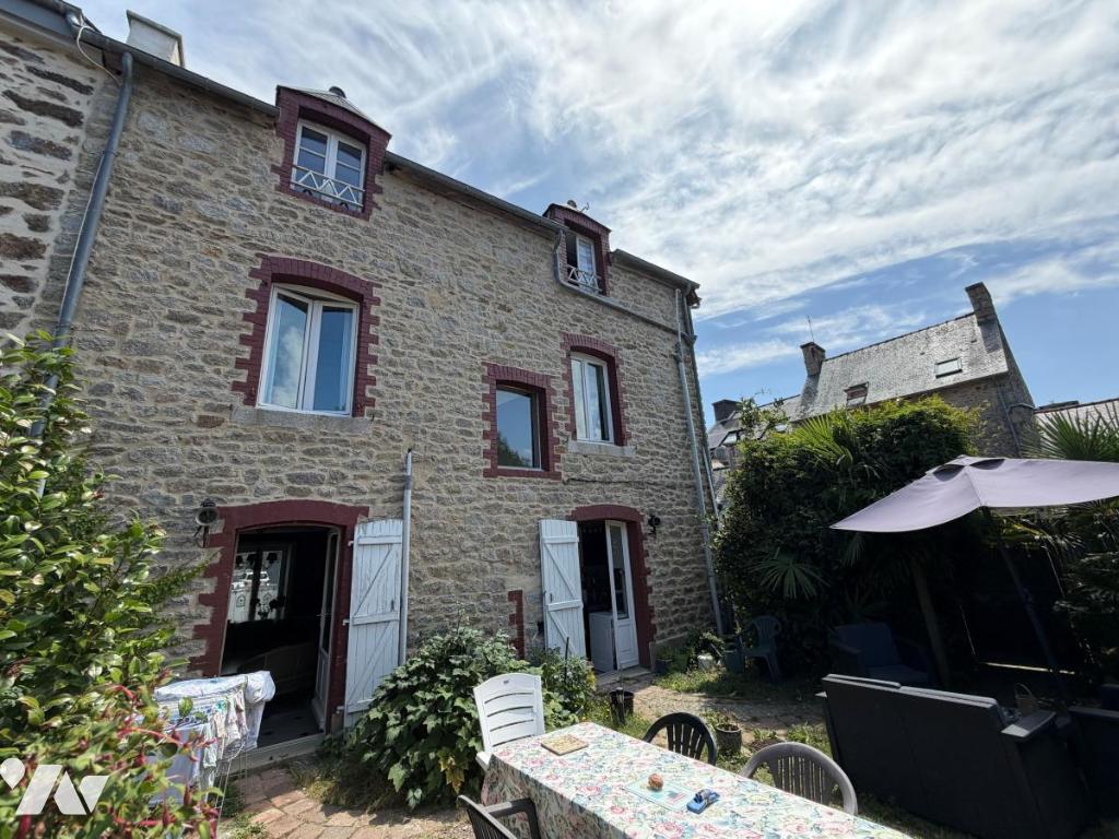Maison 8 pièces 149 m² · à Pleurtuit · 149,2 m² · 400 000 €