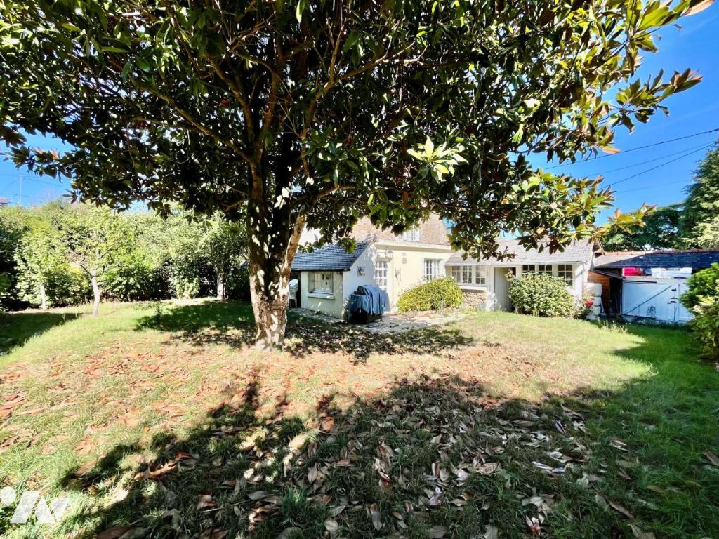 Maison 5 pièces 96 m² · à Bazouges-la-Pérouse · 95,8 m² · 120 000 €