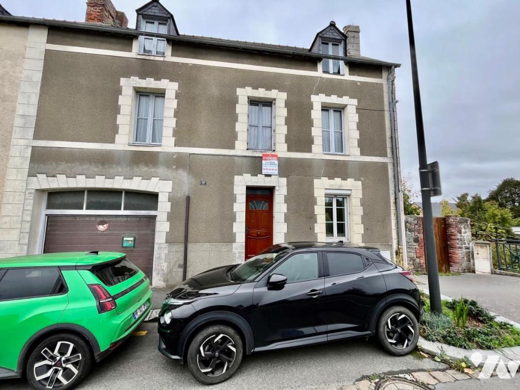 Maison 6 pièces 117 m² · à Dol-de-Bretagne · 117,3 m² · 185 000 €
