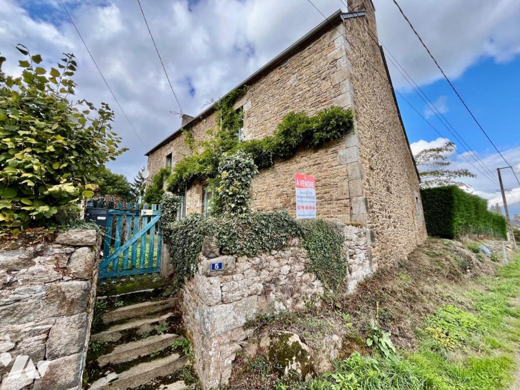 Maison 9 pièces 194 m² · à Baguer-Morvan · 193,6 m² · 240 000 €