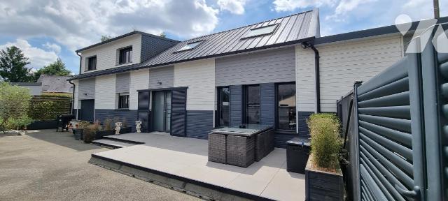 Vente - Maison / villa - LA GUERCHE DE BRETAGNE - 127 m² - 5 pièces - 35132-2434
