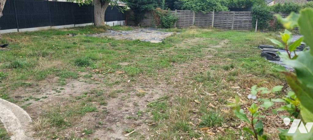 VENTE terrain-LA GUERCHE DE BRETAGNE (35)