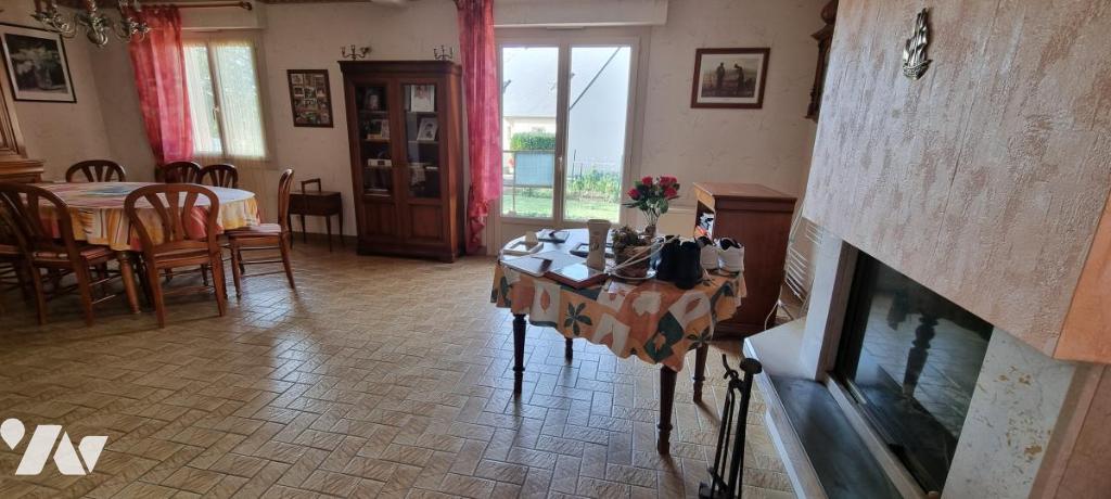 VENTE maison-LA GUERCHE DE BRETAGNE (35)