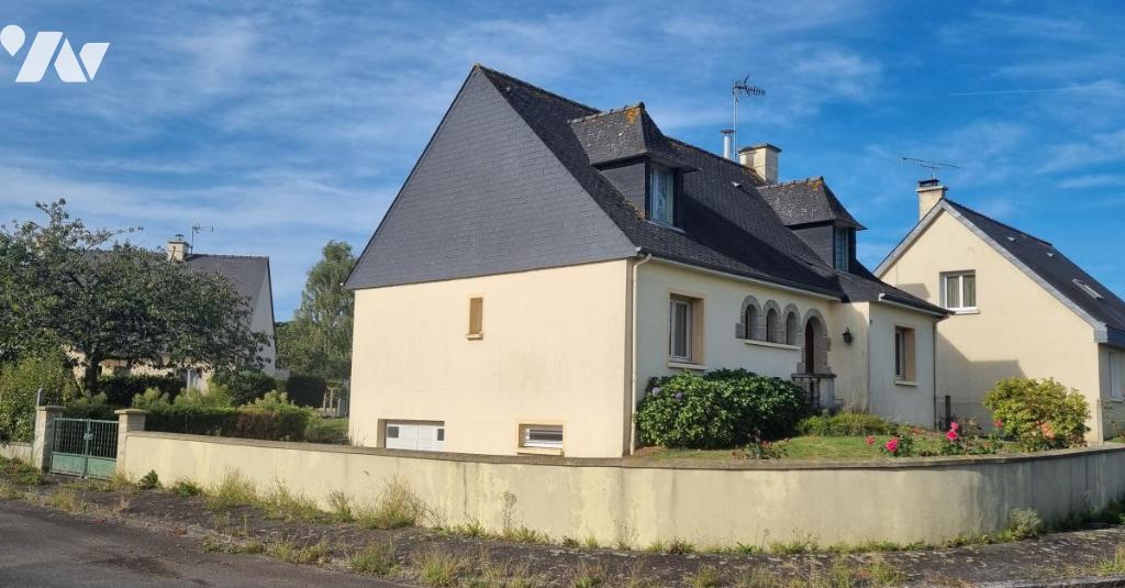 VENTE maison-LA GUERCHE DE BRETAGNE (35)