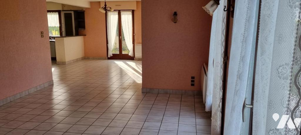 VENTE maison-LA GUERCHE DE BRETAGNE (35)