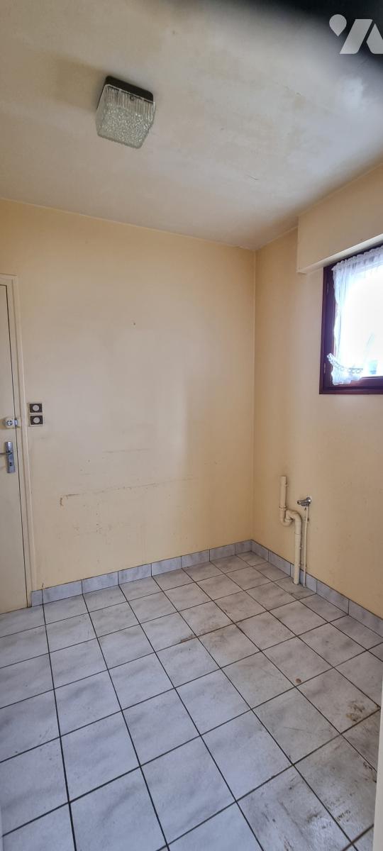 VENTE maison-LA GUERCHE DE BRETAGNE (35)