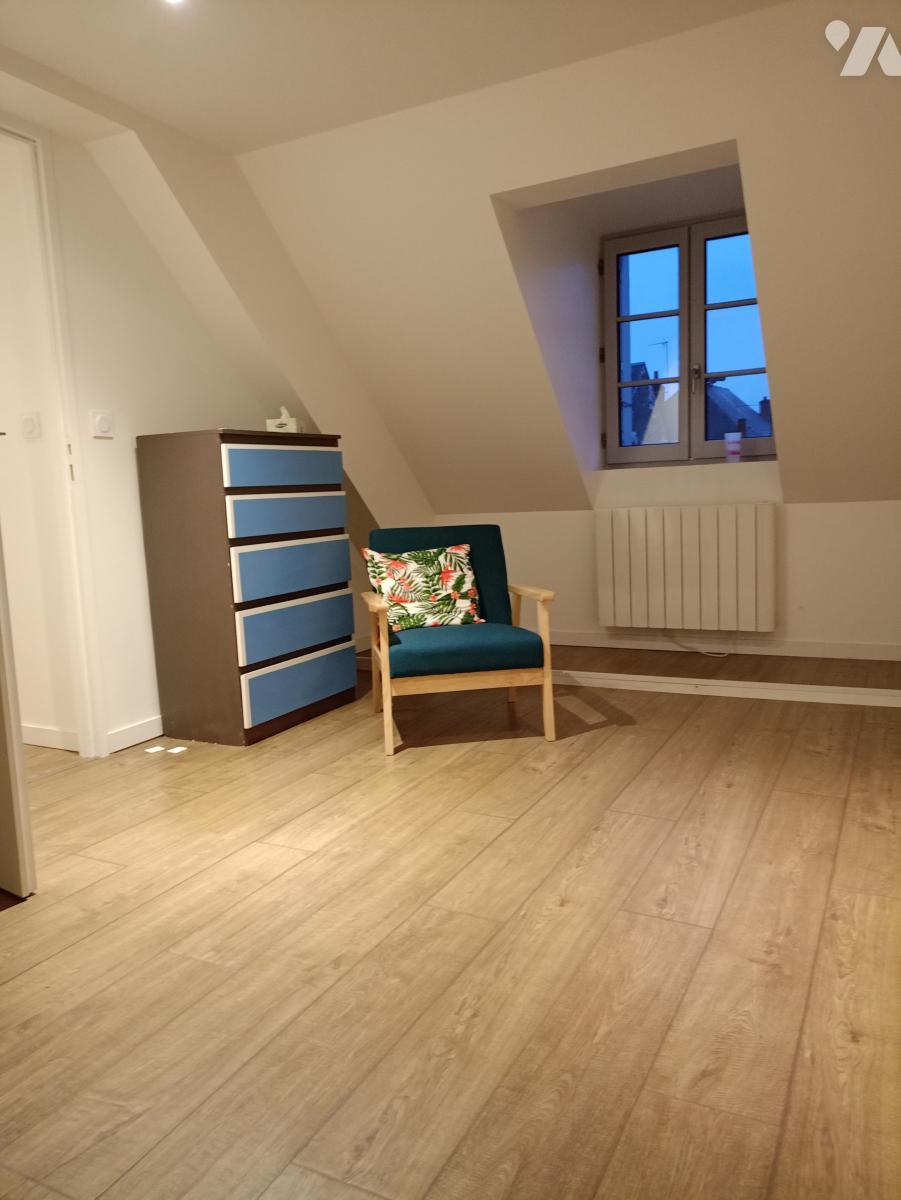 LOCATION appartement-VERNOU SUR BRENNE (37)