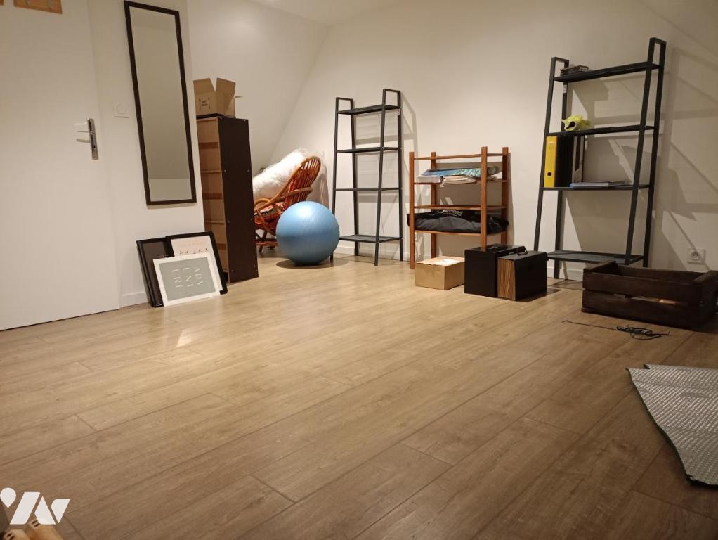 LOCATION appartement-VERNOU SUR BRENNE (37)