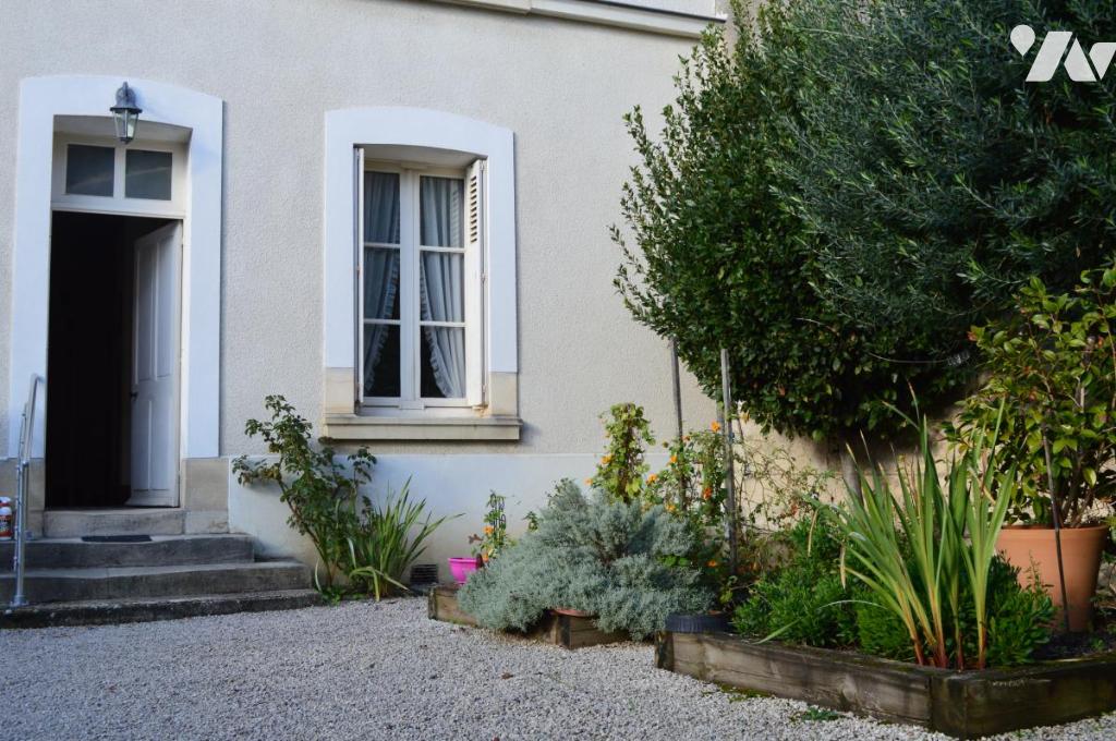Maison 5 pièces 104 m² · à La Riche · 104 m² · 280 000 €