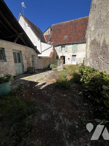 Maison 8 pièces 173 m² · à L'Île-Bouchard · 173 m² · 140 000 €