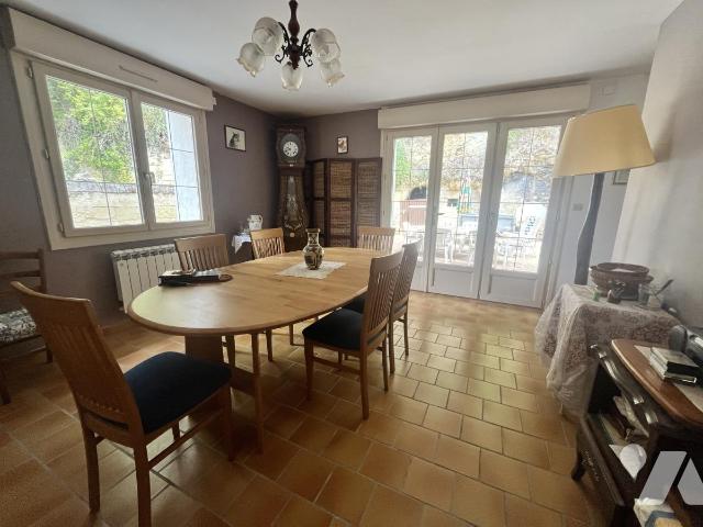 Maison 115 m² · à Cinais · 115 m² · 170 000 €