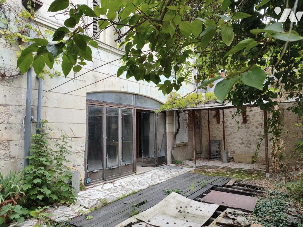 Maison 3 pièces 150 m² · à Cinq-Mars-la-Pile · 150 m² · 60 000 €