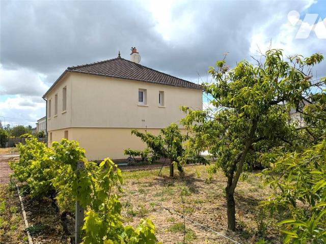 Maison 3 pièces 70 m² · à Nouâtre · 70 m² · 100 000 €